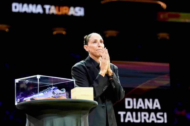 Taurasi inducted into Mercury Ring of Honor, No. 3 retired